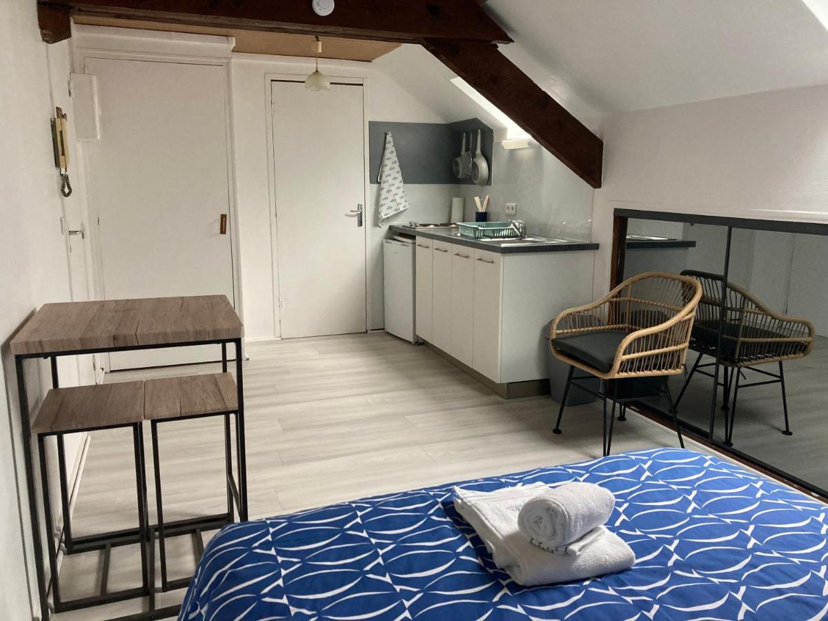 Le Studio Colbert - Plein Centre A Petit Prix - Rethel Exterior foto